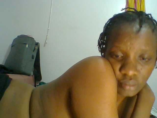 Cutegod22 live cam on BongaCams