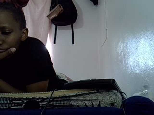 Cutegod22 live cam on BongaCams
