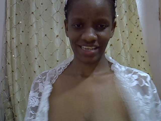 Cutegod22 live cam on BongaCams