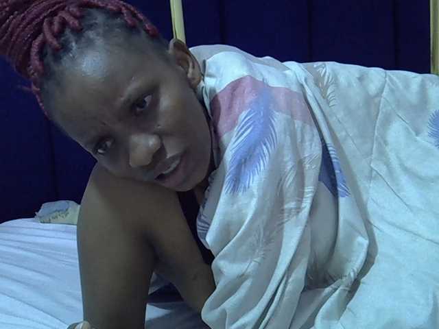 Cutegod22 live cam on BongaCams