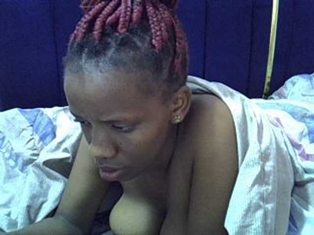 Cutegod22 live cam on BongaCams