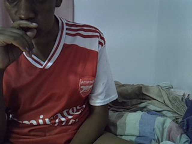 Cutegod22, en directo ahora en BongaCams
