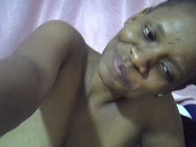 Cutegod22 live cam on BongaCams