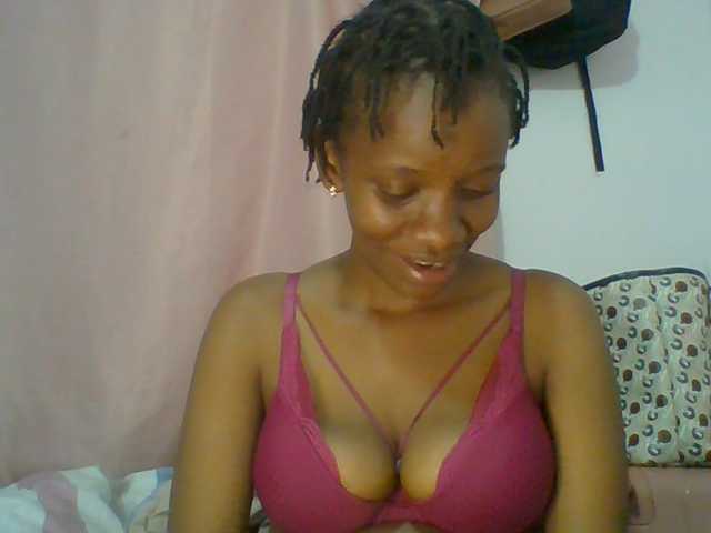 Cutegod22 live cam on BongaCams