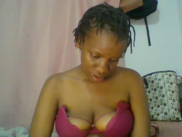 Cutegod22 live cam on BongaCams