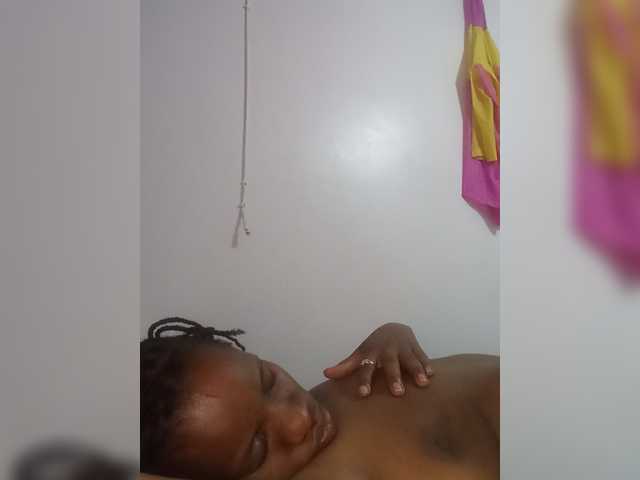 Cutegod22 live cam on BongaCams
