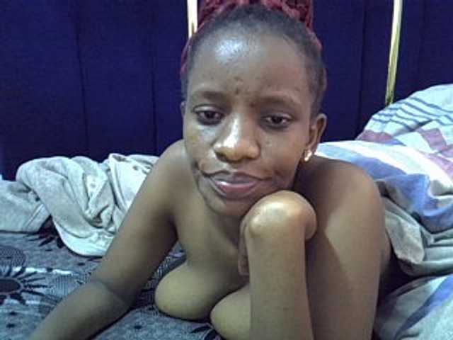Cutegod22 live cam on BongaCams
