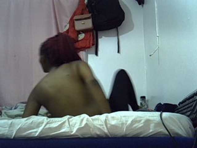 Cutegod22 live cam on BongaCams