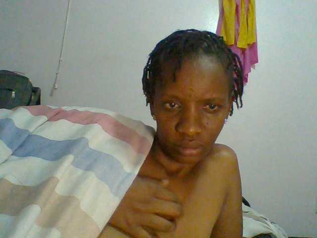 Cutegod22 live cam on BongaCams