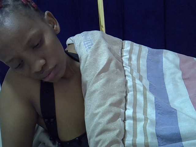 Cutegod22 live cam on BongaCams