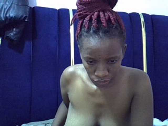 Cutegod22 live cam on BongaCams