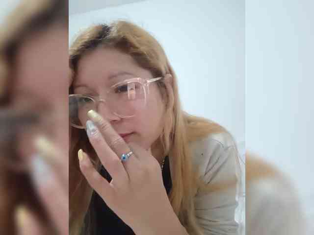 Luli2227 webcam