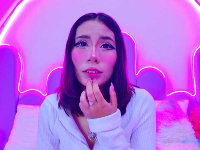 BunnySexyy's BongaCams show and profile