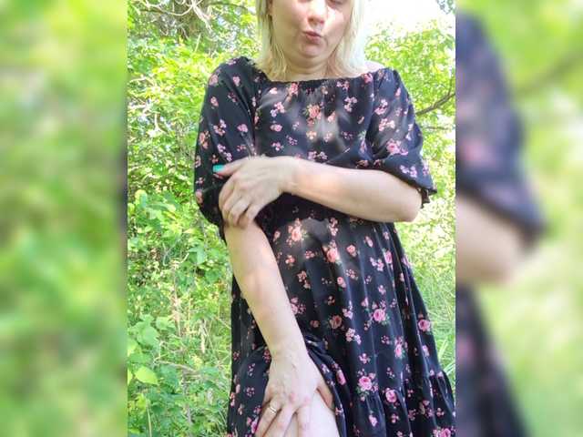 Lady-marshmallows live cam on BongaCams