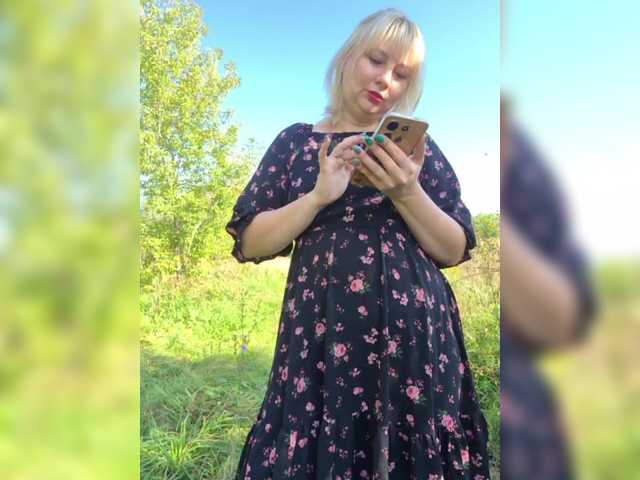 Lady-marshmallows live cam on BongaCams