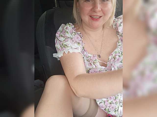 Lady-marshmallows live cam on BongaCams