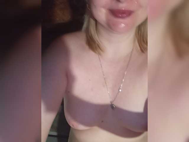 lady-marshmallows live sex show