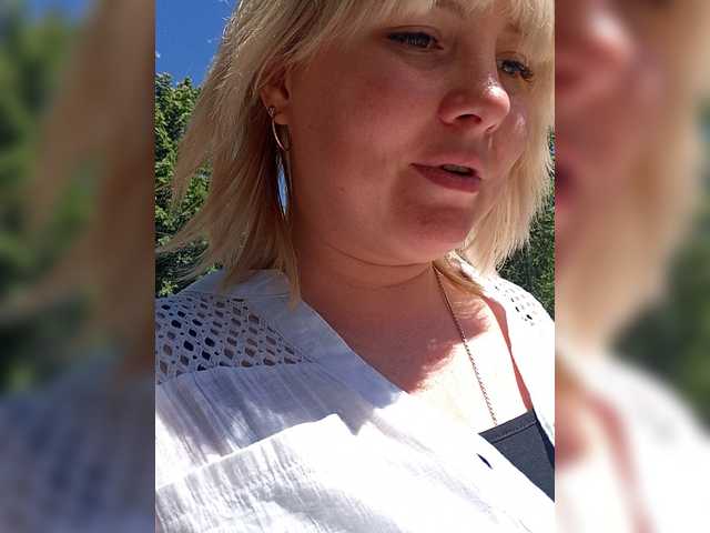 Lady-marshmallows live cam on BongaCams