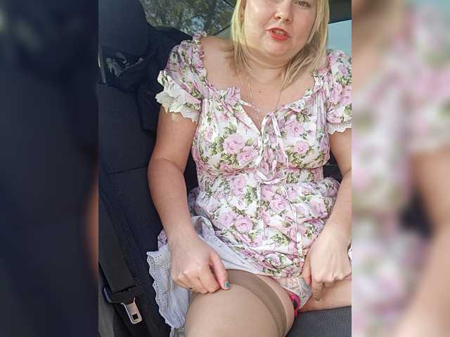 Lady-marshmallows live cam on BongaCams