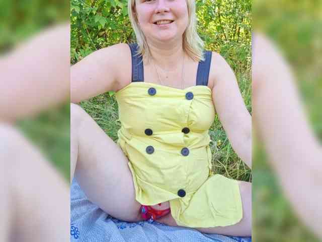Lady-marshmallows webcam