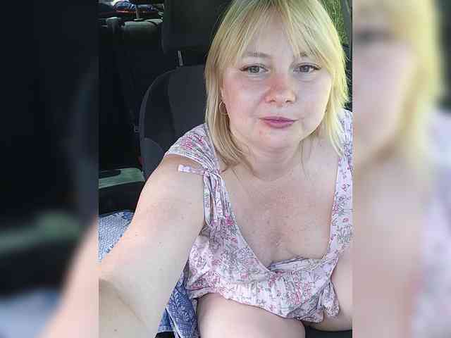 Lady-marshmallows webcam