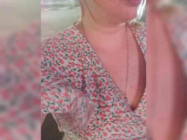Lady-marshmallows webcam