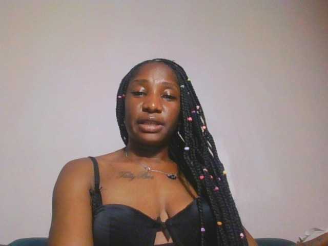 Hornycammy23