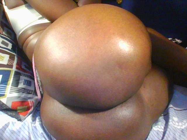 Hornycammy23's BongaCams show and profile