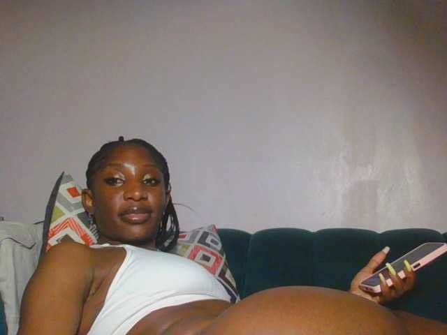 Hornycammy23