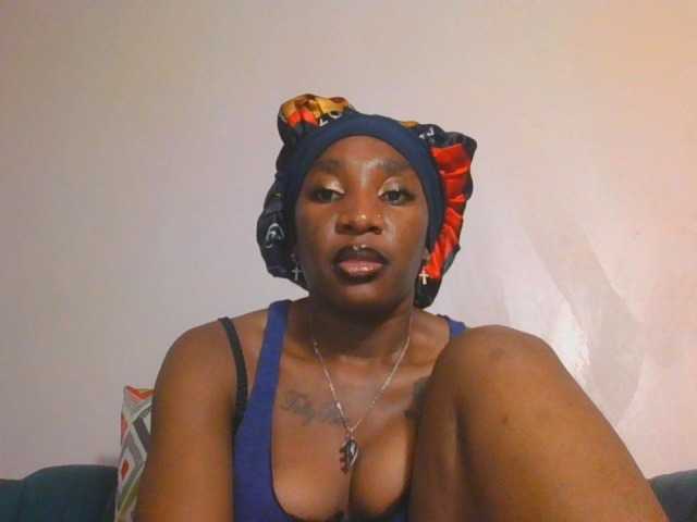 Hornycammy23 webcam