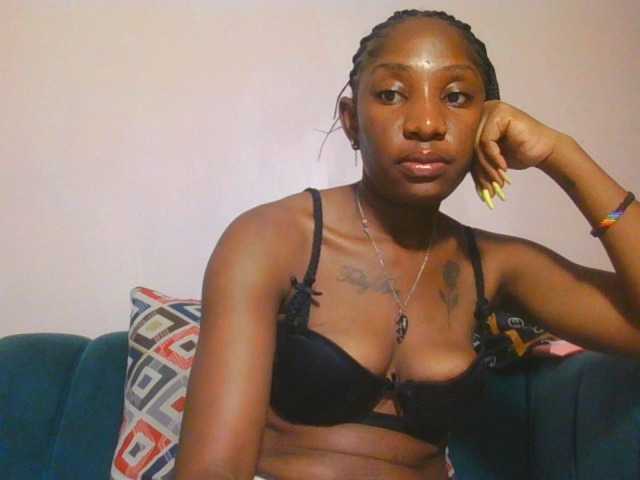 Hornycammy23