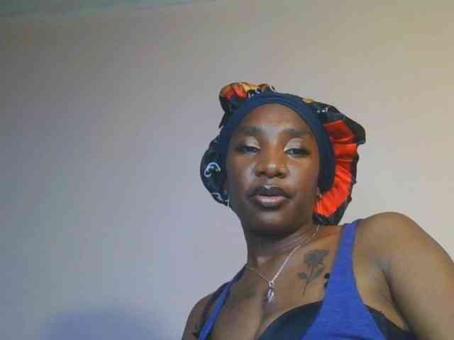 Hornycammy23