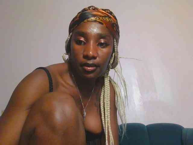 Hornycammy23
