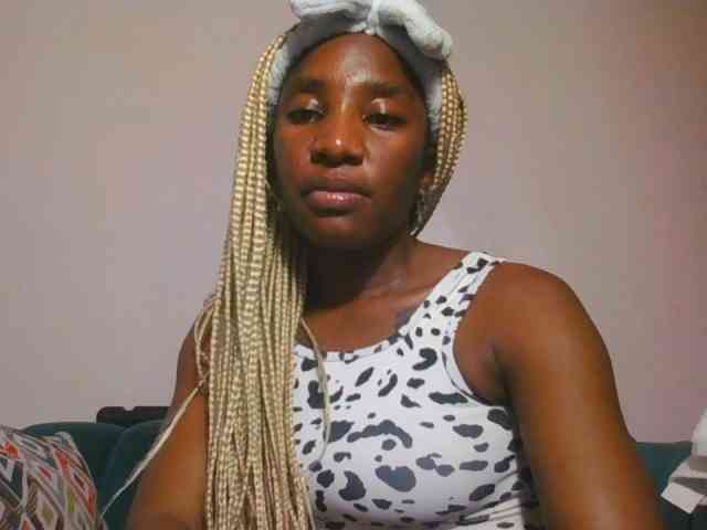 Hornycammy23 webcam