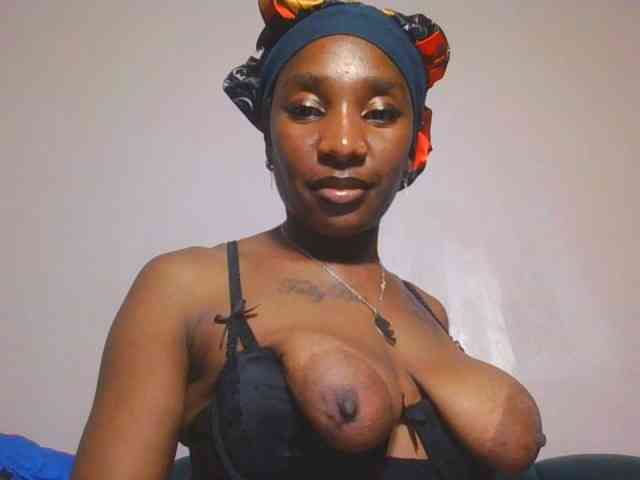 Hornycammy23 webcam