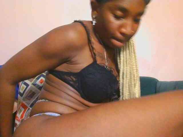 Hornycammy23