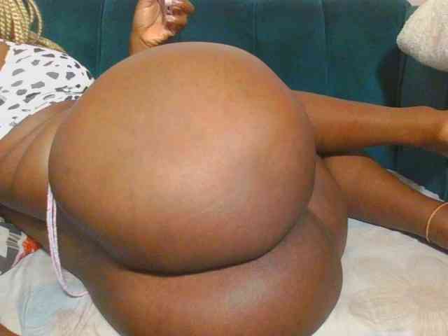 Hornycammy23 webcam