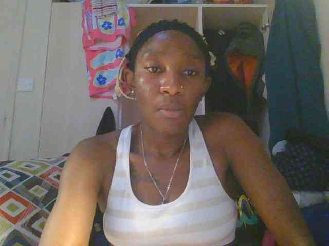 Hornycammy23