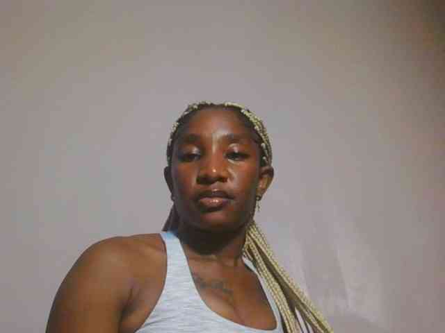 Hornycammy23