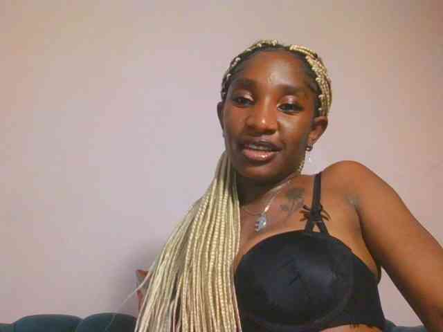 Hornycammy23