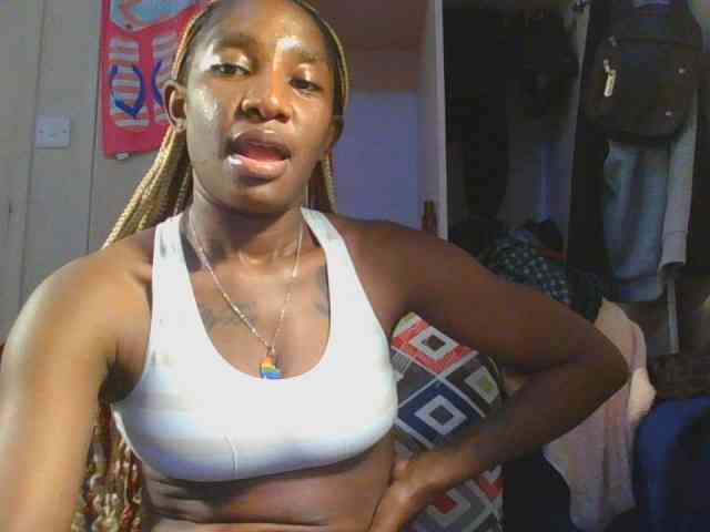 Hornycammy23