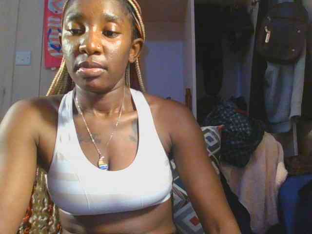 Hornycammy23 webcam