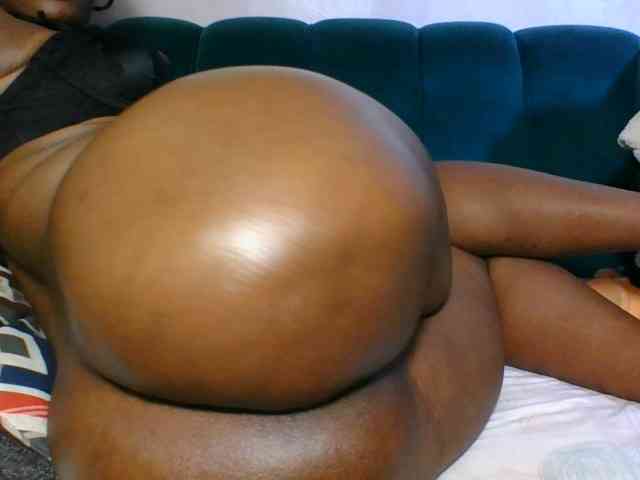 Hornycammy23 webcam