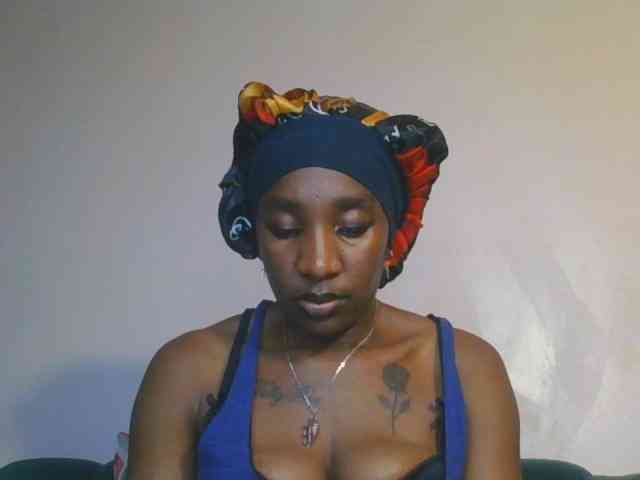 Hornycammy23