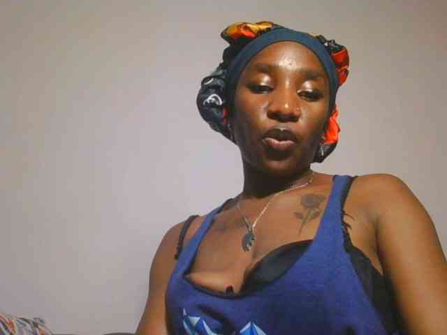 Hornycammy23