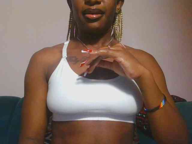 Hornycammy23 webcam