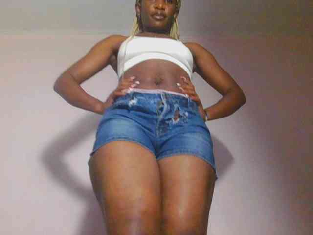 Hornycammy23 webcam