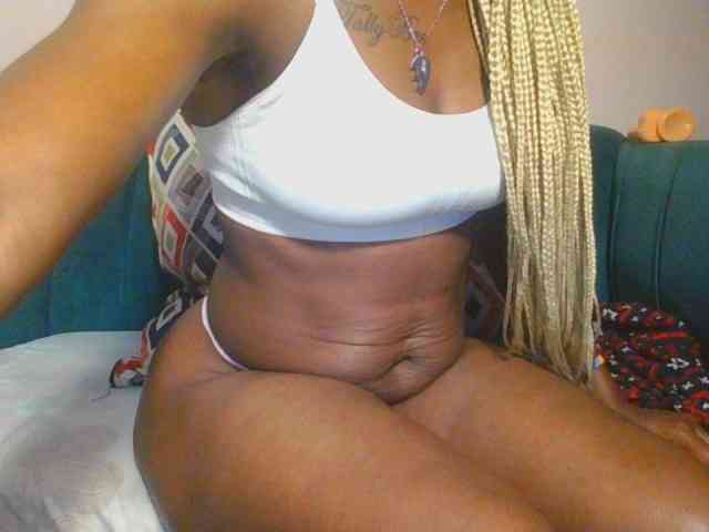 Hornycammy23 webcam