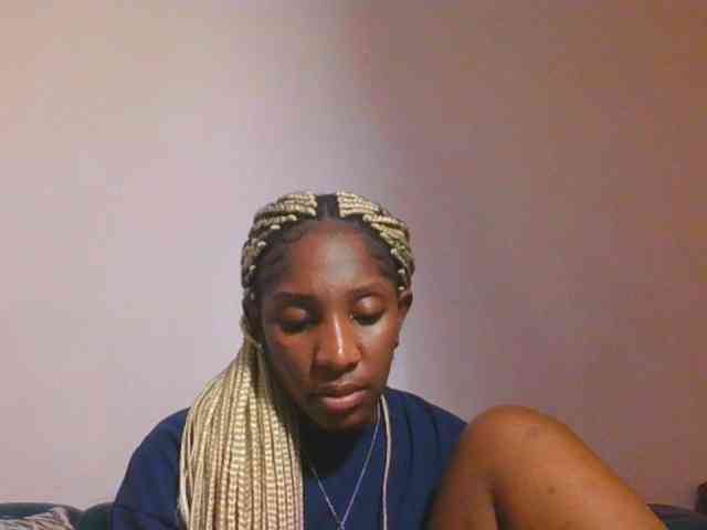 Hornycammy23 webcam