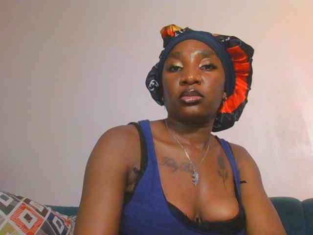 Hornycammy23 webcam